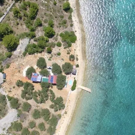 Apartment Isolated With A Swimming Pool Cove Modrave, Sibenik - 20191