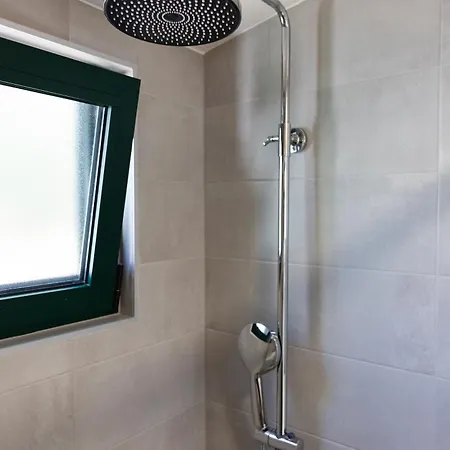 Apartment Isolated With A Swimming Pool Cove Modrave, Sibenik - 20191 Murter