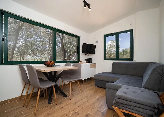 Family-friendly With Swimming Pool Cove Modrave, Sibenik - 20191 Lejlighed Murter