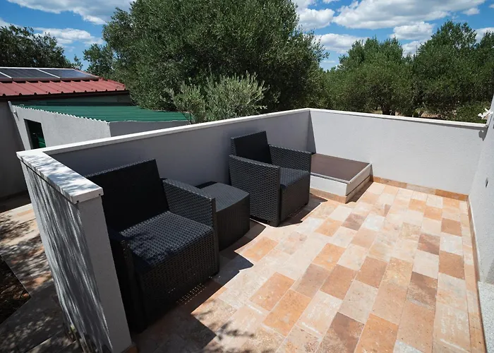 Family-friendly With Swimming Pool Cove Modrave, Sibenik - 20191 Lejlighed