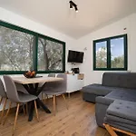 Family-friendly With Swimming Pool Cove Modrave, Sibenik - 20191 Apartment Murter