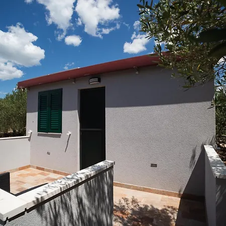 Apartamento Family-friendly With Swimming Pool Cove Modrave, Sibenik - 20191 Murter