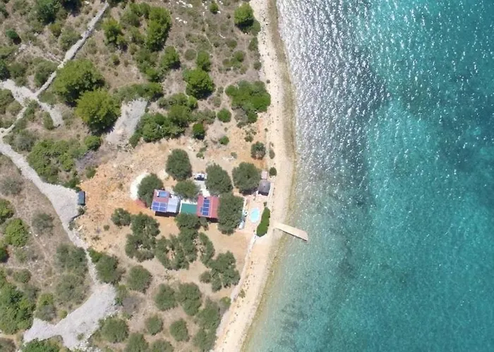 Apartamento Family-friendly With Swimming Pool Cove Modrave, Sibenik - 20191