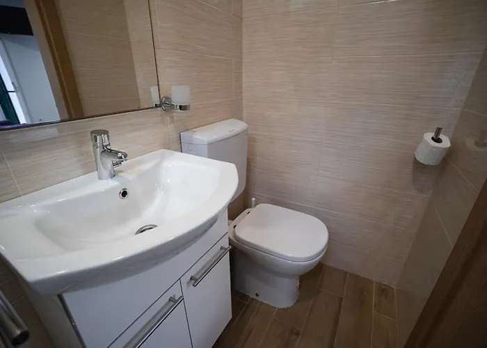 Apartamento Family-friendly With Swimming Pool Cove Modrave, Sibenik - 20191 *