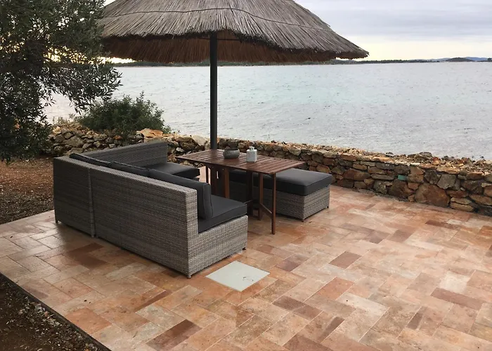 Apartamento Family-friendly With Swimming Pool Cove Modrave, Sibenik - 20191 *