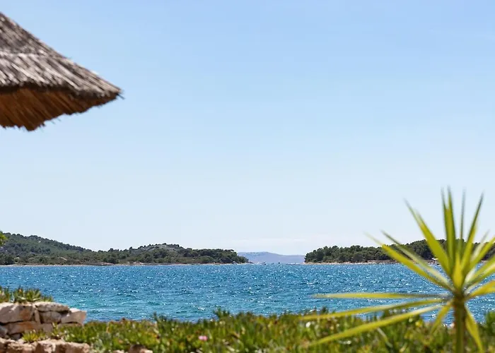 Family-friendly With Swimming Pool Cove Modrave, Sibenik - 20191